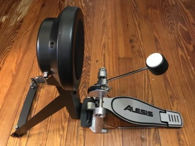 Alesis Kick Drum Pad & Pedal NEW Nitro DM10 Electronic DMPad Bass Trigger