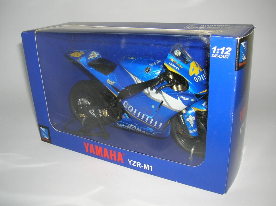 NewRay Yamaha YZR-M1 MotoGP 2005 Valentino Rossi #46, 1:12 Art. 42323 - Bild 2 von 3