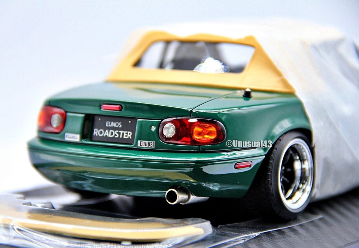 1/18 Ignition Model Mazda Mx-5 Eunos Roadster (NA) Green 1/18 Ignition Model Mazda Mx-5 Eunos Roadster (NA) Green