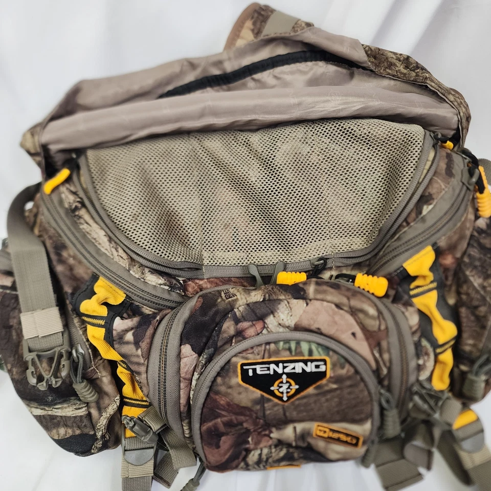 Tenzing Hunting Lumbar Pack TZ1250 Realtree Backpack Hunting Hiking Bag - Image 3 of 4