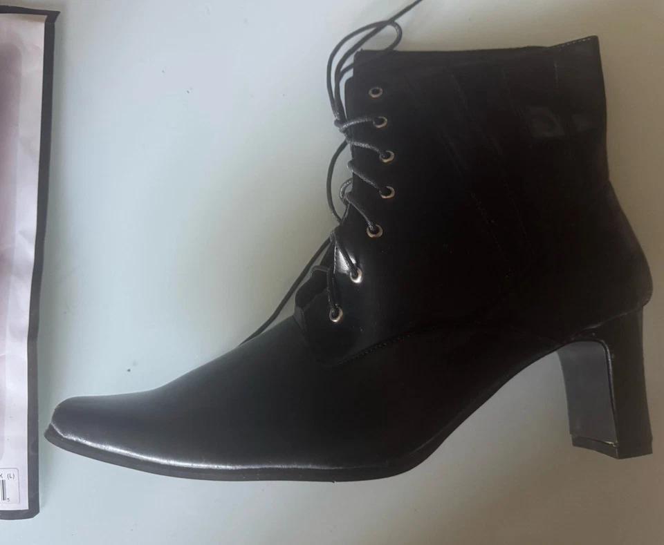 Vintage Victorian Granny Boots Black Ankle Renaissance Costume Plats Women 9/10 - Image 3 of 4