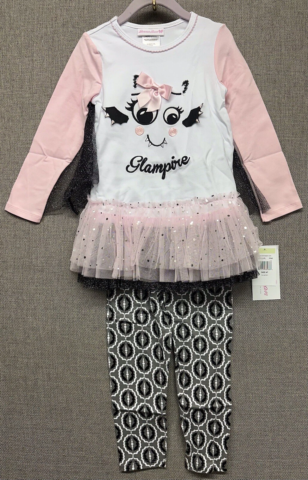 NEW BNWT Bonnie Jean Baby Halloween Outfit Clothes Vampire Size 4T
Opens in a new window or tab