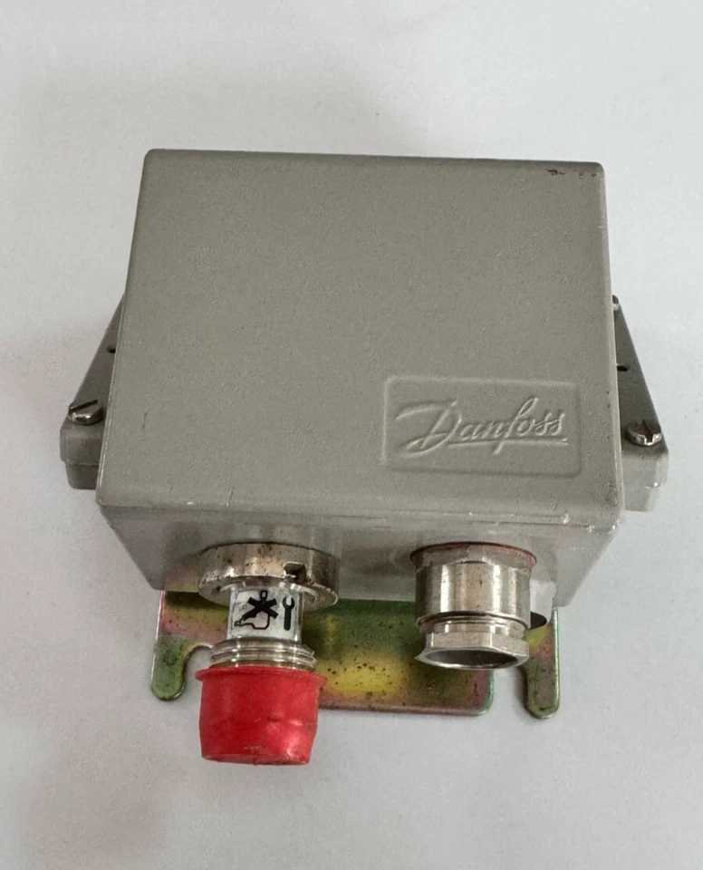 Transmetteur de pression Danfoss EMP2 084G2106 | Gamme de 0 à 4 bars | Pressi... - Photo 2/4