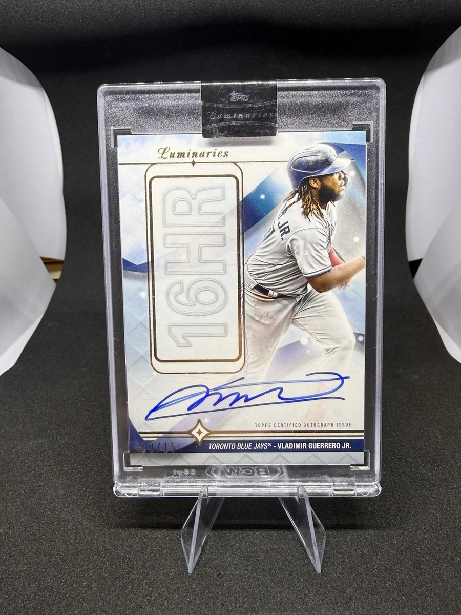 Topps Vladimir Guerrero Baseball Autographed Sports Trading Cards