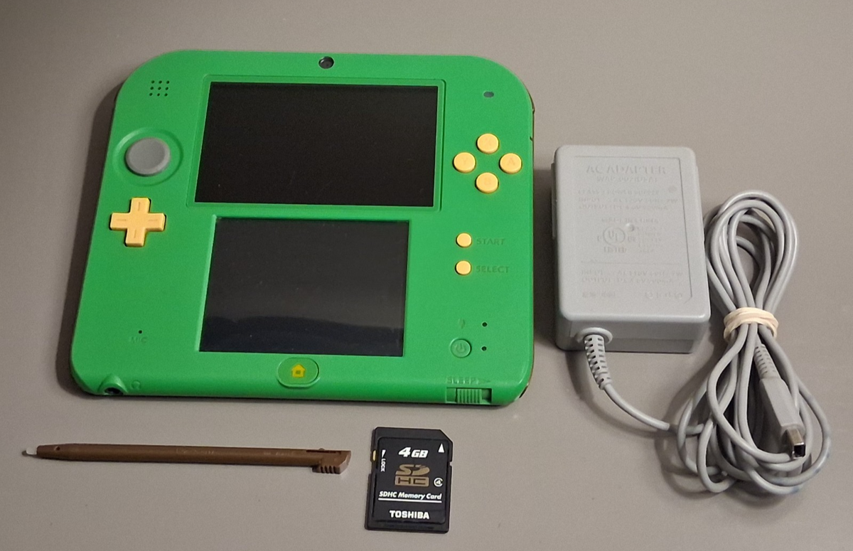 ニンテンドー3DS/2DS ARALE Nintendo 2DS Legend of Zelda Ocarina of Time 3D Green Console W