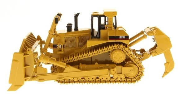 DIECAST MASTERS, Bull CATERPILLAR D11R con cingoli e driver in metallo, 1/50,... - Immagine 2 di 4