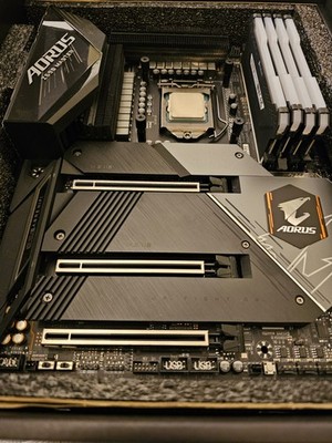 I7 11700k Z590 AORUS MASTER 64GB DDR4 Combo CPU Motherboard RAM