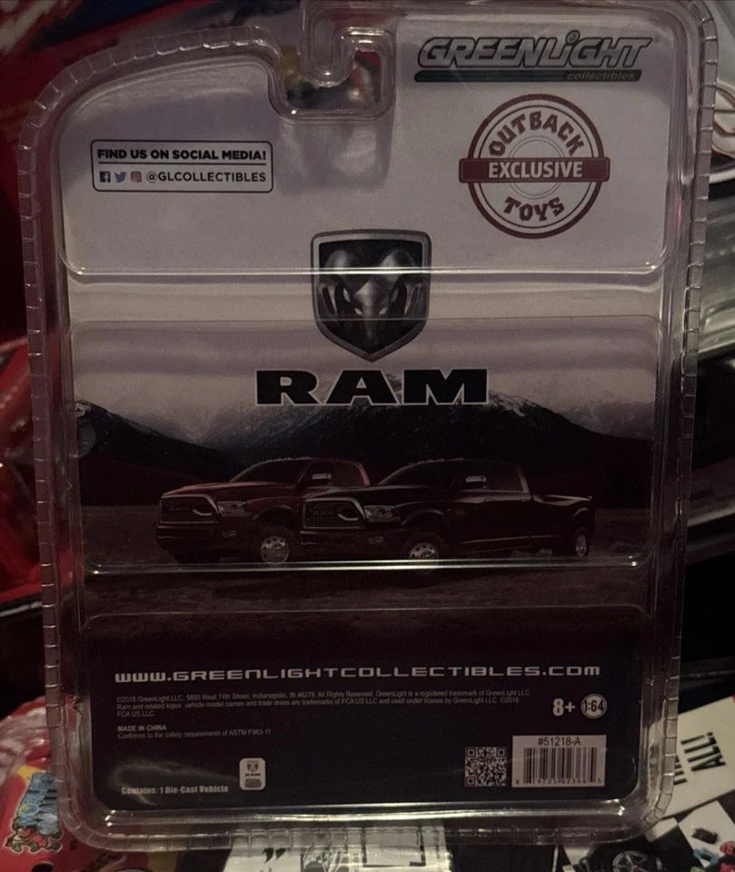 Dodge Ram 3500 Laramie Longhorn 2018 Greenlight Out Back Toys negro 1:64 2018 nuevo en paquete Foto 2 de 2
