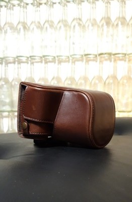 Mega Gear Echtleder Kameratasche für Sony Alpha Spiegelreflexkamera / Case