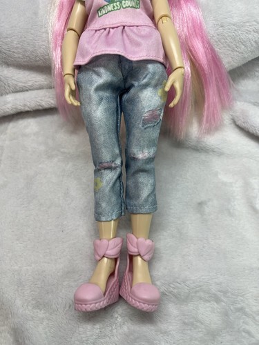 Jada Toys B-Kind Brianna 12 Zoll Puppe Geburtsdatum 22. April Tag der Erde Top Zustand - Bild 4 von 4