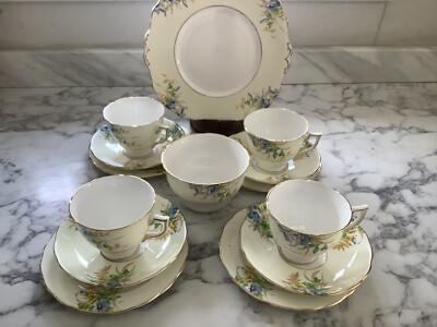 Vintage English Princess Art Deco Fine Bone China 4 Trios + Zucker + Kuchenteller