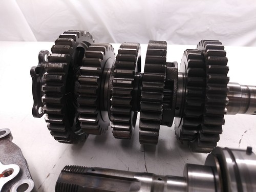 06-09 SUZUKI GSXR 600 750 OEM TRANSMISSION INPUT OUTPUT GEAR SHIFT FORKS SHAFT + - Picture 9 of 12