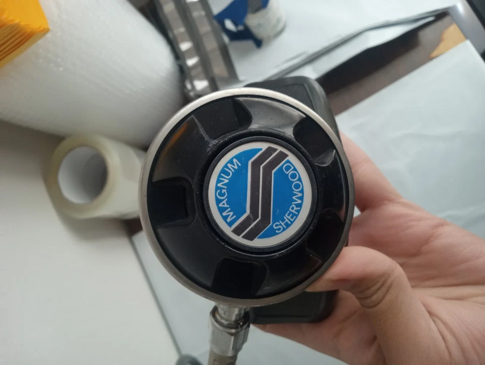 Sherwood Magnum, Aqualung Calypso, and tahata Gauge set for sale! Sold As Is!!!  - Image 2 of 4