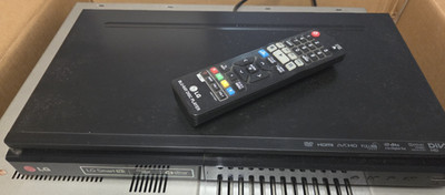 LG BP430 Blu-ray Player 3D HDMI USB LAN Smart TV DLNA MKV DivX DVD CD FB GU