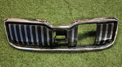Skoda Superb Kühlergrill 3V0853653J3 Frontgrill Kühlergitter