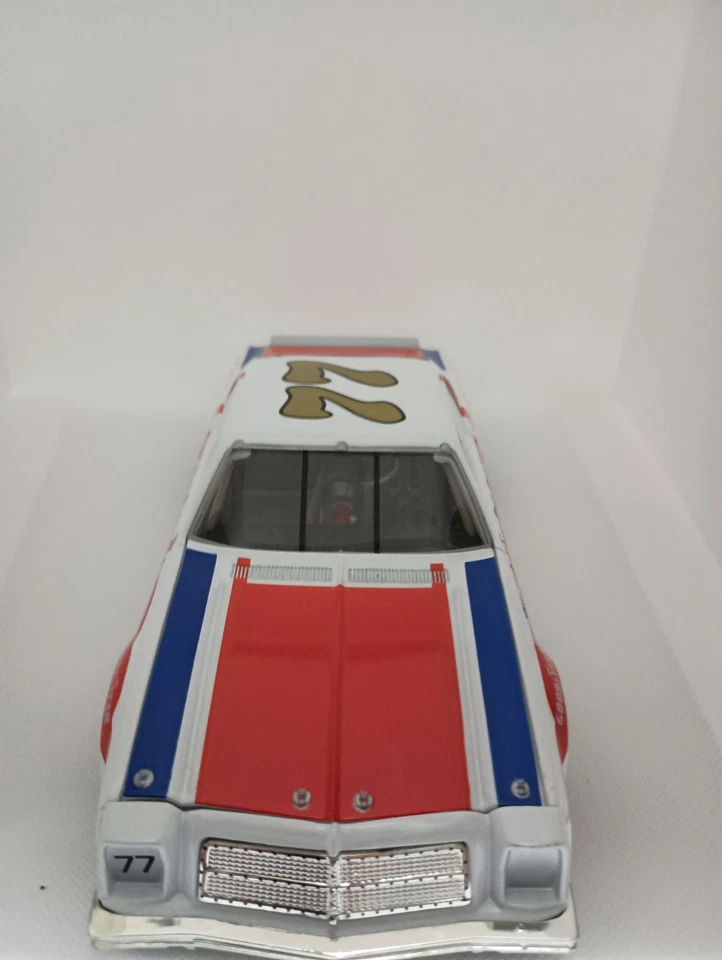 Banco Hy-ganancia Dale Earnhardt 1/24 Action RCCA Foto 3 de 4