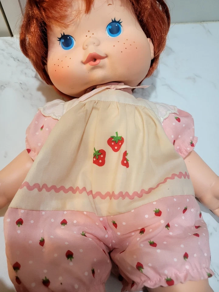 Muñeca bebé vintage Kenner 1982 Strawberry Shortcake 13" Blow Kiss  Foto 4 de 4