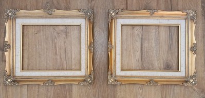 2 kleine Vintage, gold verzierte, barocke Rokoko unglasierte Bilderrahmen mit Bordüre