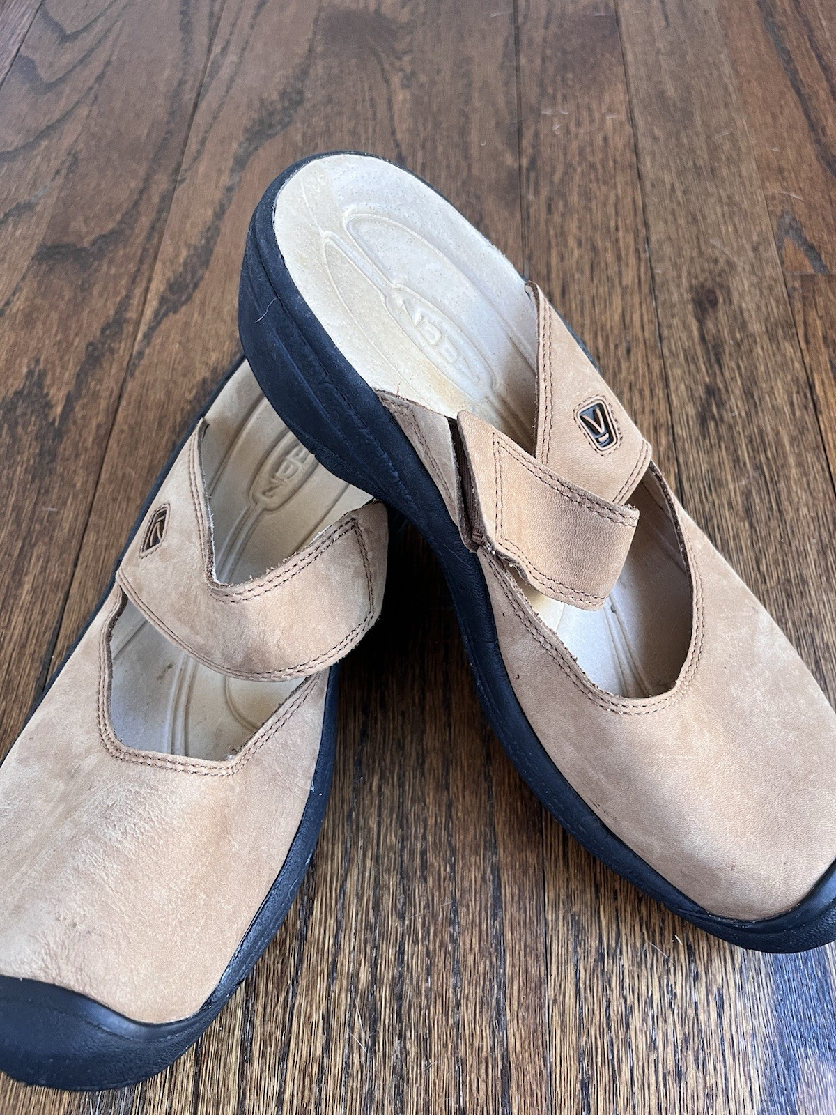 Keen Saratoga sandali donna Mary Jane in pelle colore cammello slides mules