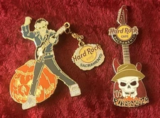 2 X Hard Rock Cafe pins-Sacramento Pinapalooza ‘05 Skull, Halloween ‘07 W/dangle