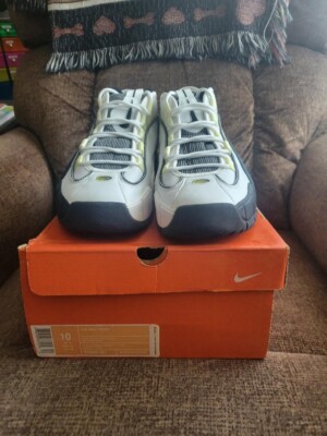 Nike Air Max Penny White/Met-Silver/Black. Size 10. New, DS.