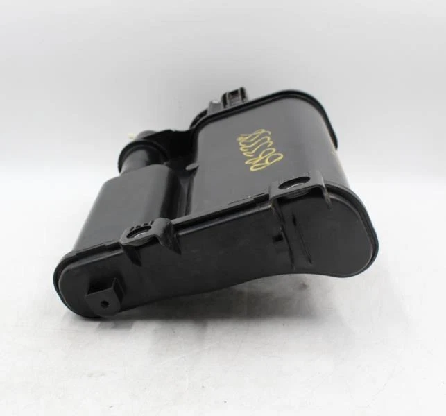 Volkswagen Tiguan 2014 bote de carbón de vapor de combustible OEM #10483 Foto 4 de 4