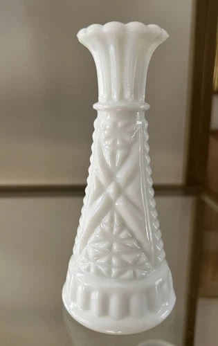 Vintage Milk Glass/ White Glass Small Decorative Flower Vase 6”