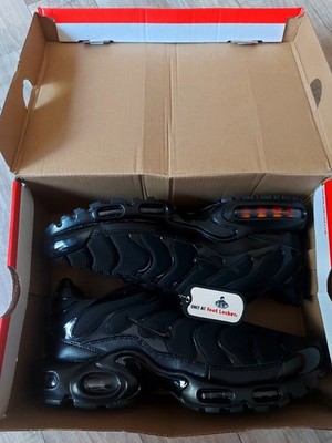 Nike Air Max Plus TN Herren Sneaker Triple Black EU 43 NEU