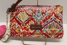 Sakroots Artist Circle Charging Wristlet SWEET RED BRAVE BEAUTI NWT