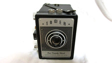 VINTAGE 1950s TOWER ONE TWENTY CAMERA