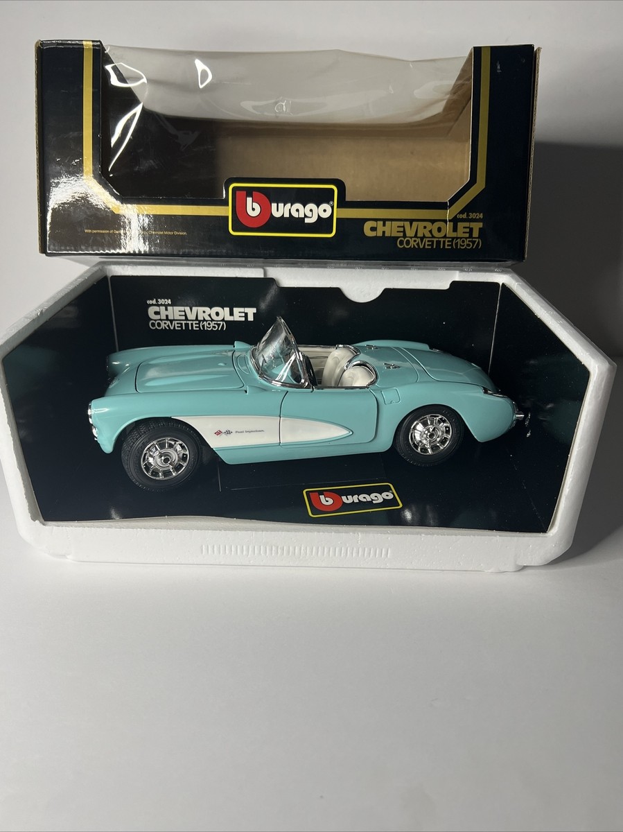 1957 CHEVROLET CORVETT bburago社　ミニカー　アメ車 BBurago 1957 Chevrolet Corvette Daytona Beach Red Metal