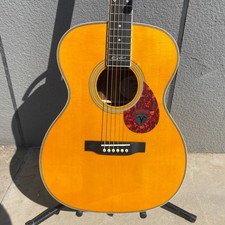 OM-28  Acoustic guitar YELLOW Solid spruce to...