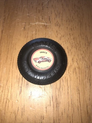1970 HOT WHEELS REDLINE PLASTIC BUTTON SNAKE II 2