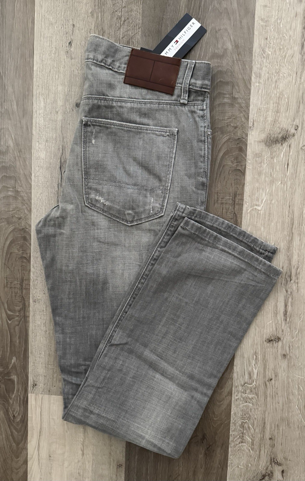 Tommy Hilfiger Premium Slim Straight Jeans Men Size 33 X 32 Distressed Gray Wash thumbnail 12