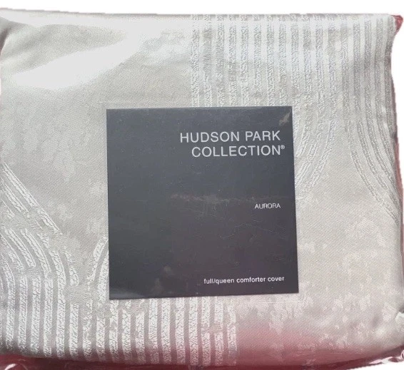 Hudson Park Aurora Silver Duvet Cover - Full / Queen - retail $400 - Image 3 of 4