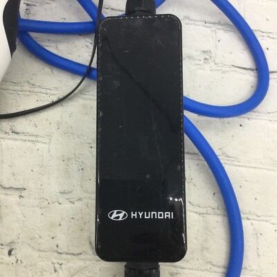 Hyundai Kona Ioniq 5 Charger EV car charging cable cord Plug in