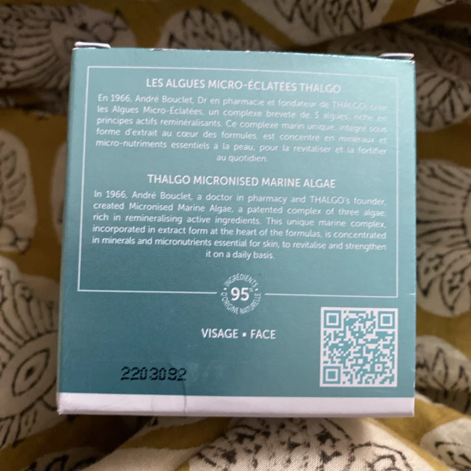 THALGO SILICIUM LIFT SOIN REGARD LIFT FERMETÉ - Image 2 of 3