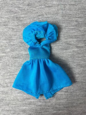 Monster High Freaky Fusion Avea Trotter Puppe Top 2014 blau Rüschen BJR43