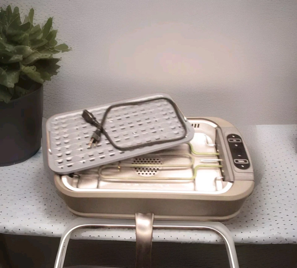 OSTER DiamondForce Smokeless Indoor Cooking Grill, Quick Heat, CKSTGRLSLGY-DM - Image 2 of 4