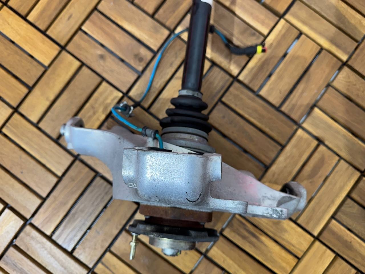 Ferrari F430 Left Rear Axle Shaft + Hub + Bearing # 201911, 179328, 194134
