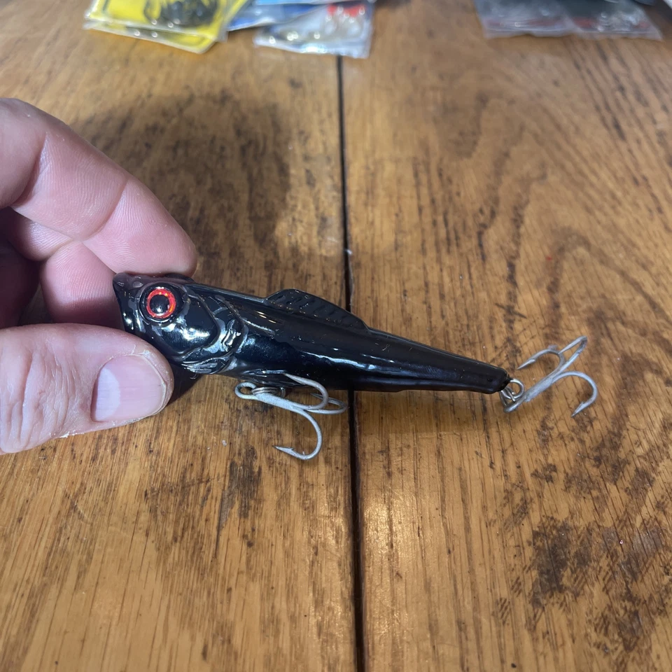 "Tapón de agua superior Matzuo America 4"" ojos rojos negros 3/4 OZ de colección Striper peces azules plg" Foto 2 de 4