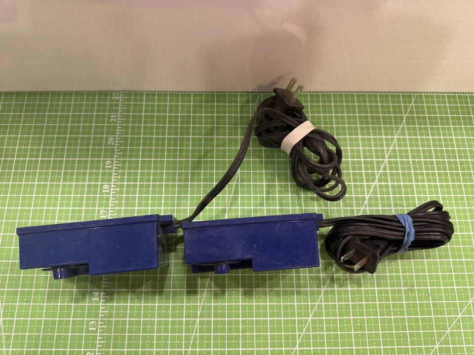 Life-Like LOT OF 2 DC Hobby Transformer 390-J Power Pack Controller - Image 2 of 4