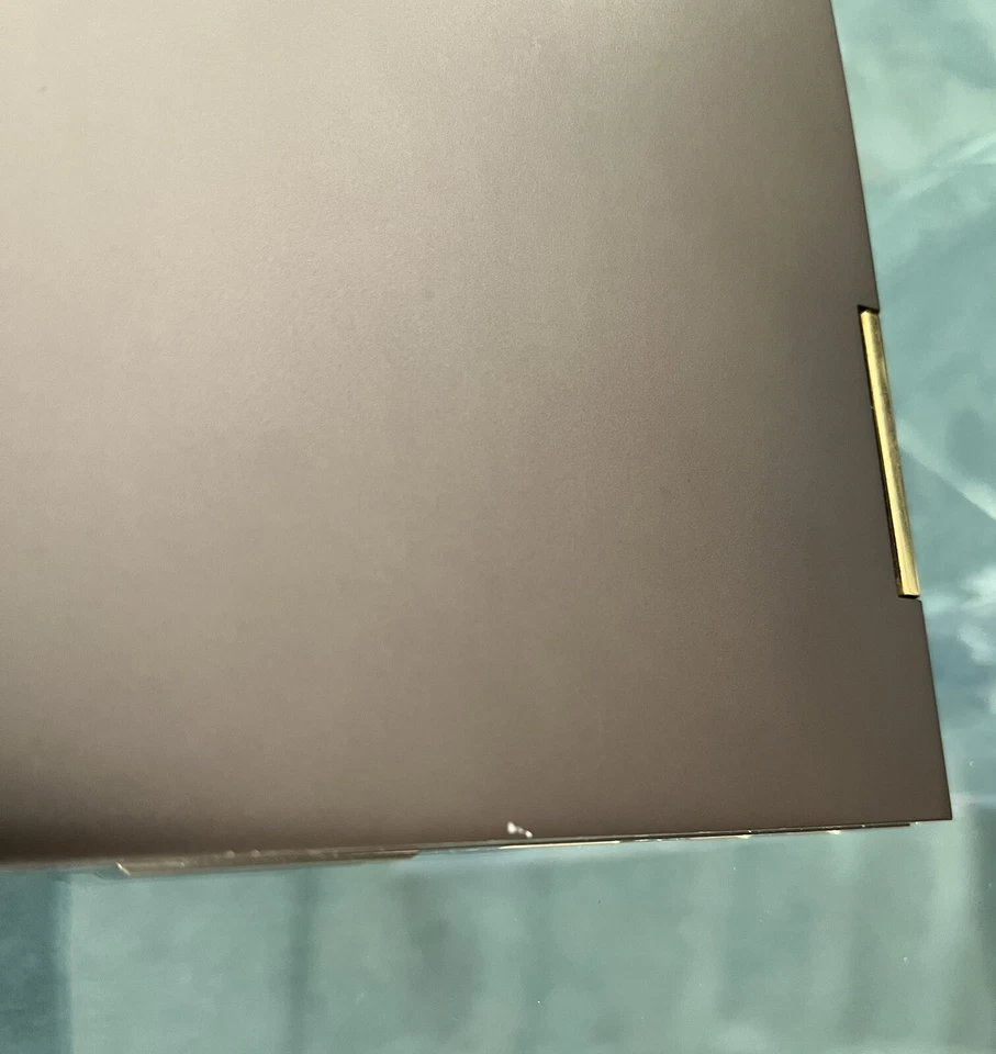 ¡OFERTA! HP spectre x360 convertible 13.3?(bastante seguro) Pulgadas Pantalla táctil 4K 16GB/1TB Foto 2 de 4