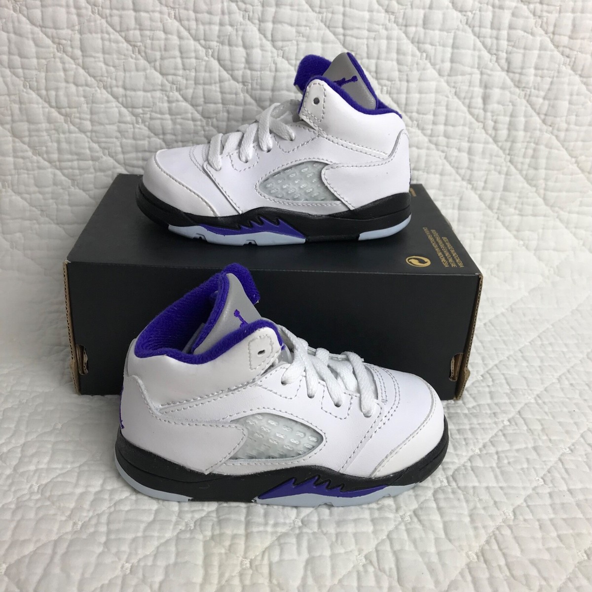 Boys Nike Air Jordan 5.5 YW 644494-101‎ Little Kids main image 2
