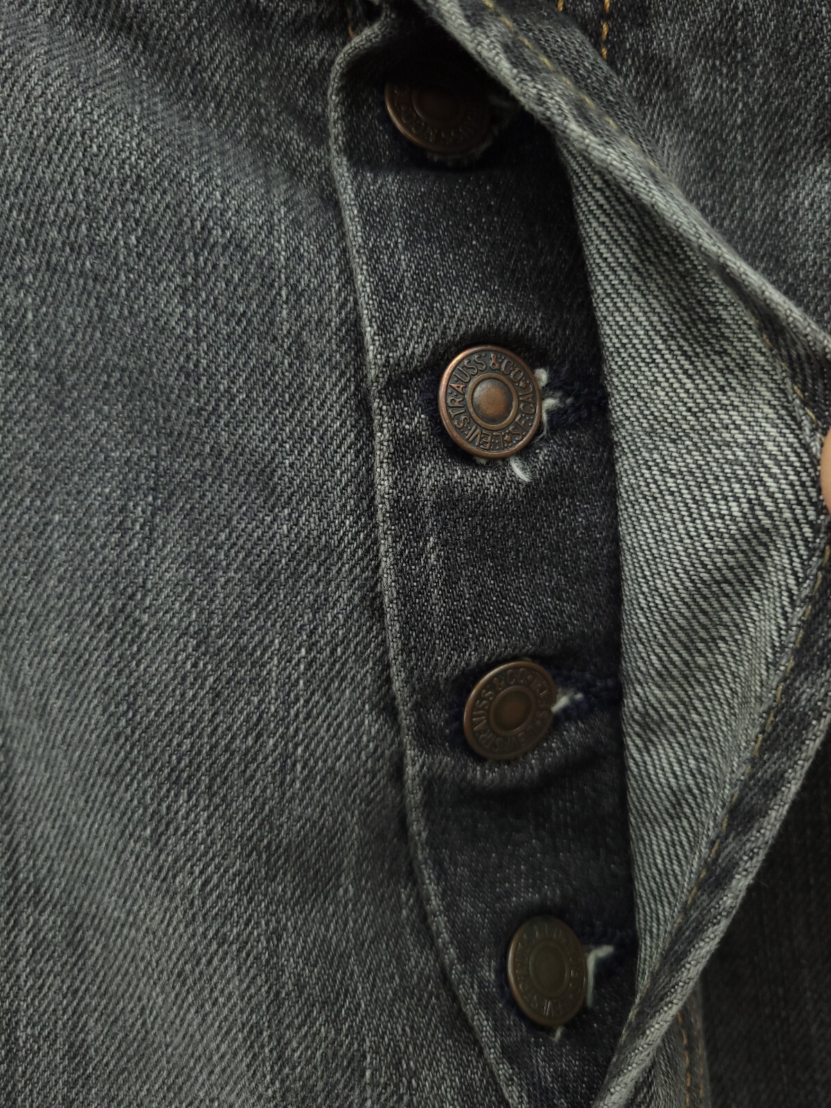 Levi Strauss 501 Original Riveted Jeans Men 32 Gray D… Gem