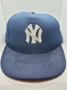snapback yankees hat