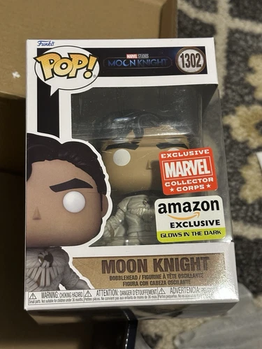 Funko Pop! Moon Knight #1302 Marvel Collector Corps Exclusive Glow In the Dark