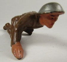 antique 1930's Manoil Barclay Toy Soldier Crawling Medic Army Doctor