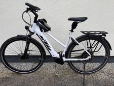 KTM Cento 10 Plus E-Bike Bosch 750 Watt 28 Zoll. Gebraucht. Von Privat.
