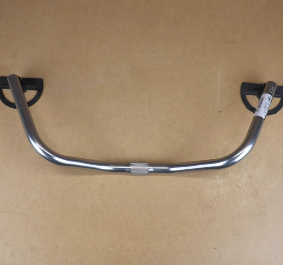 Manillar Nitto B483AA All-Rounder Barrido Trasero Aleación Bigote 25,4 mm, ancho 510 mm Foto 4 de 4